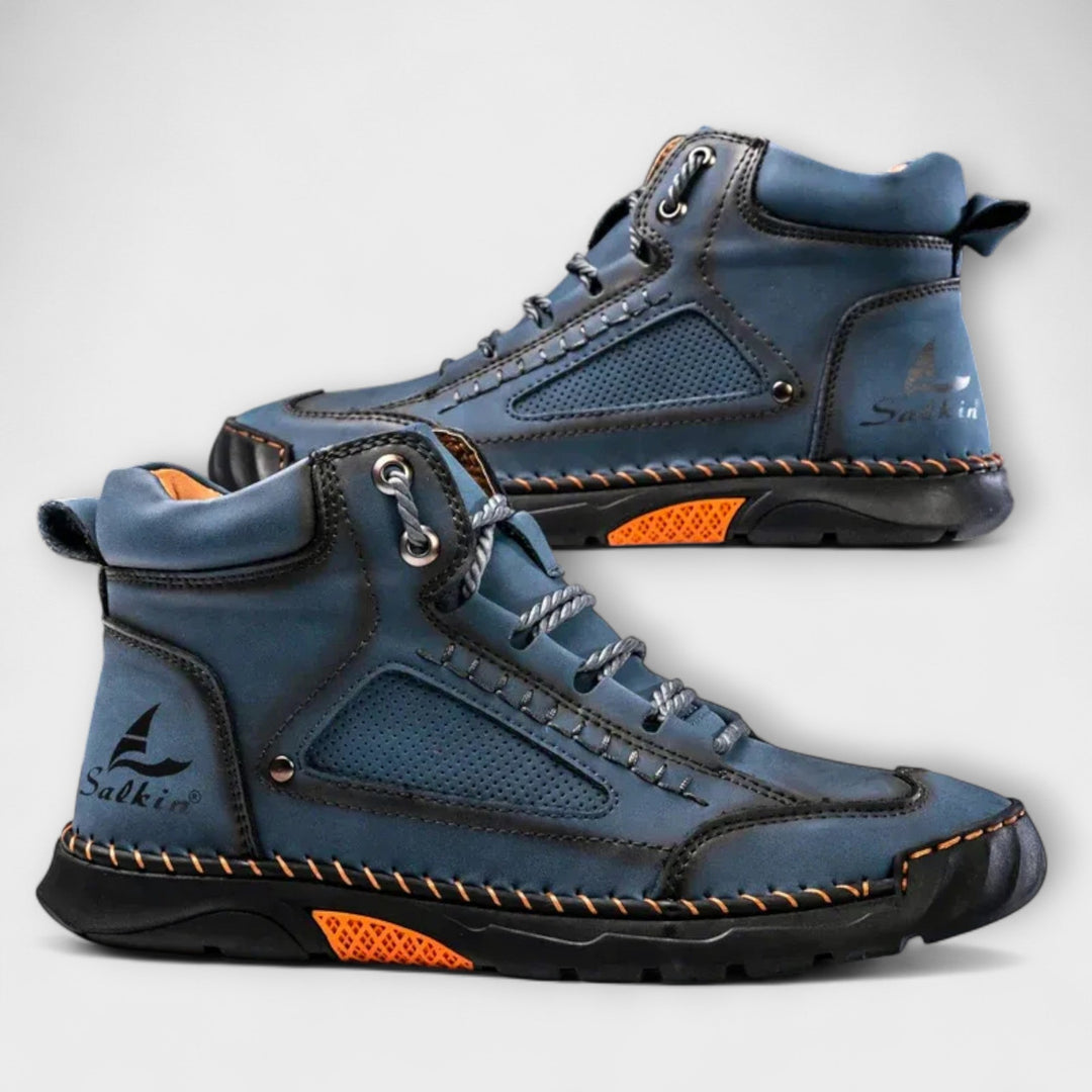 Profilsohle der Herren Stiefel mit hohem Schaft für sicheren Halt bei Outdoor-Aktivitäten.