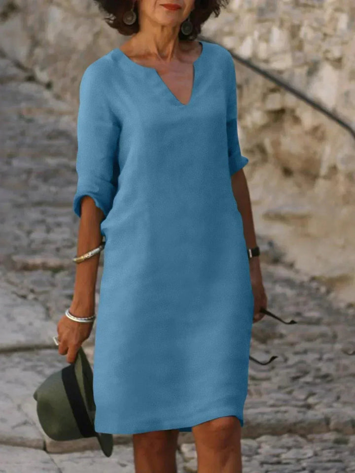 Komfortables Damen Midi Kleid, fließend und leicht, perfekt für modische Sommer-Freizeitkleidung.