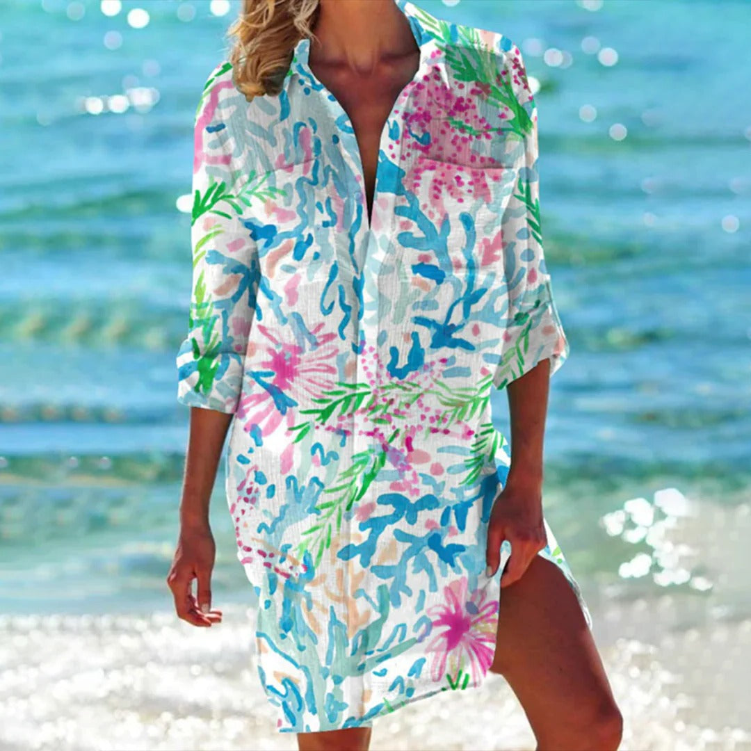 Damen Hemdkleid mit lebhaftem tropischem Aquarelldruck, ideal als leichtes Sommer- oder Strandkleid.