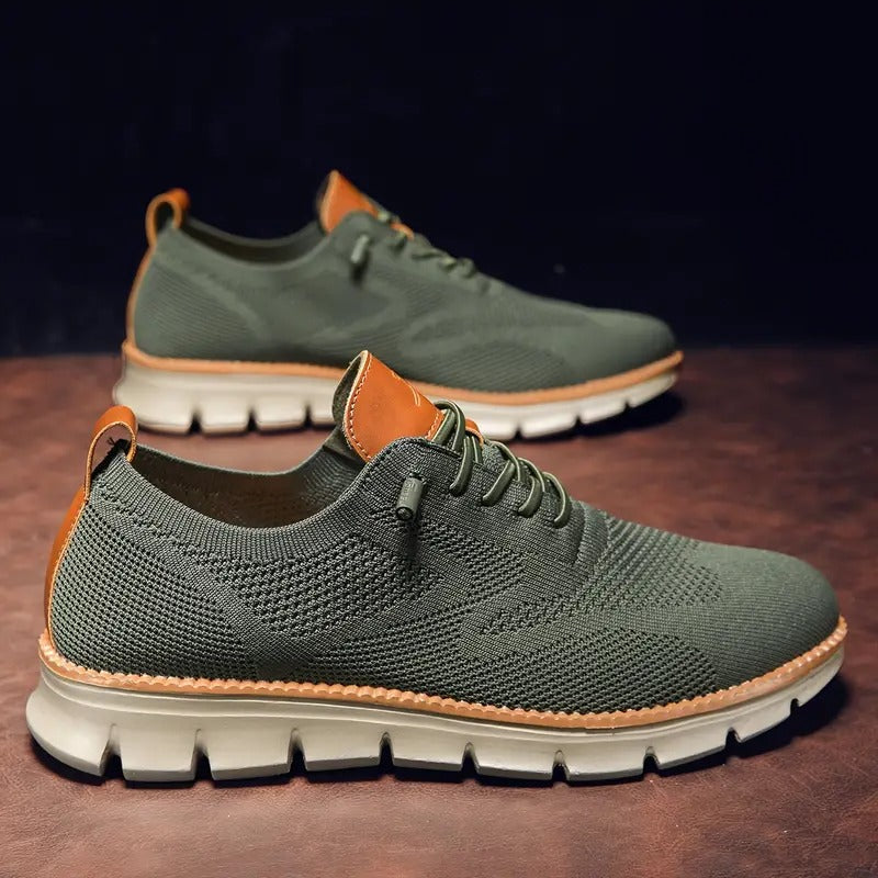 Stylische braun-grüne Herren Freizeitschuhe. Atmungsaktive orthopädische Sneaker für optimalen Komfort.