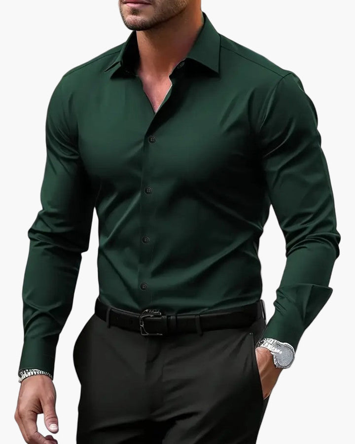Modernes Herren Langarmhemd mit stilvollem Kragen und Manschetten, Business-Hemd in Slim Fit Passform.