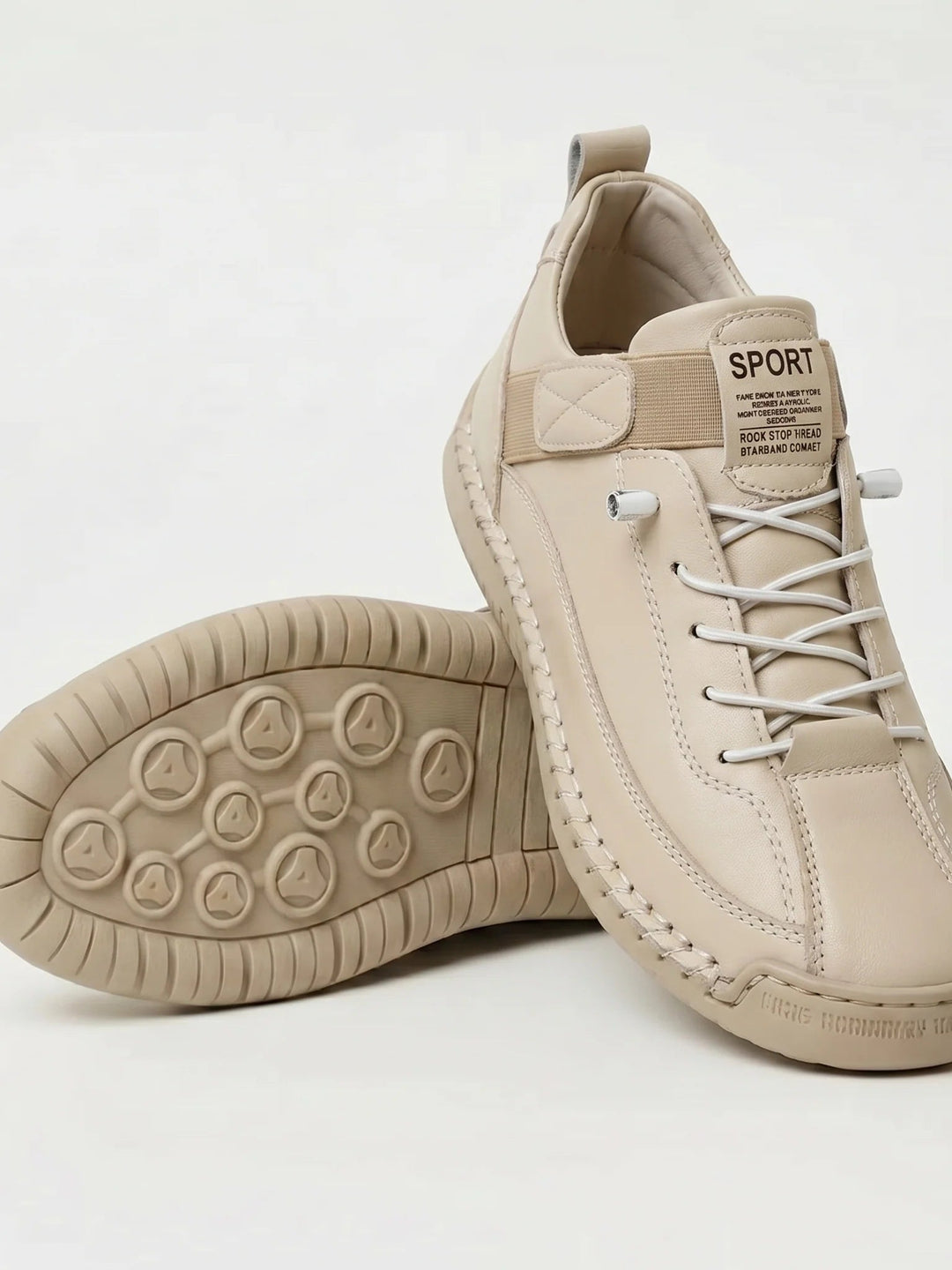 Detailaufnahme der Dämpfungstechnologie in den Unisex Sportschuhen, extra Komfort für jeden Schritt.