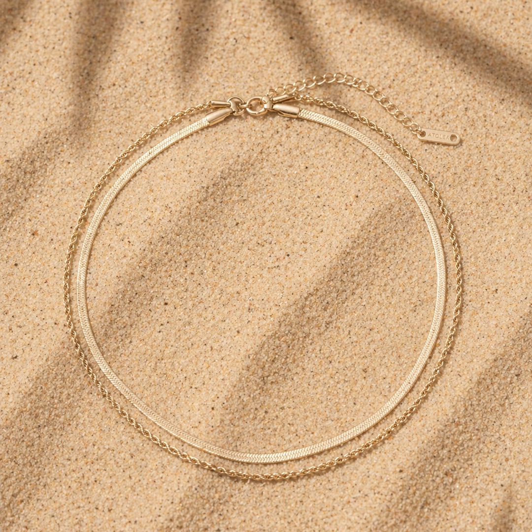 Langlebiges Damen Layering Armband Gold, wasserfester Edelstahl, doppellagig mit Fischgrät & Seilkette.