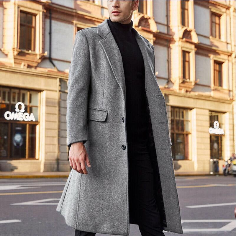 Klassischer mittellanger Herren Wintermantel. Eleganter Schnitt für Business- und Freizeit-Outfits.