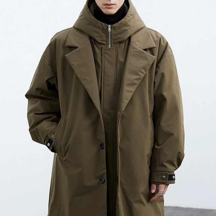 Robuste unisex Regenjacke mit Kapuze, ideal für Outdoor-Aktivitäten & Wetterschutz bei jedem Wetter.
