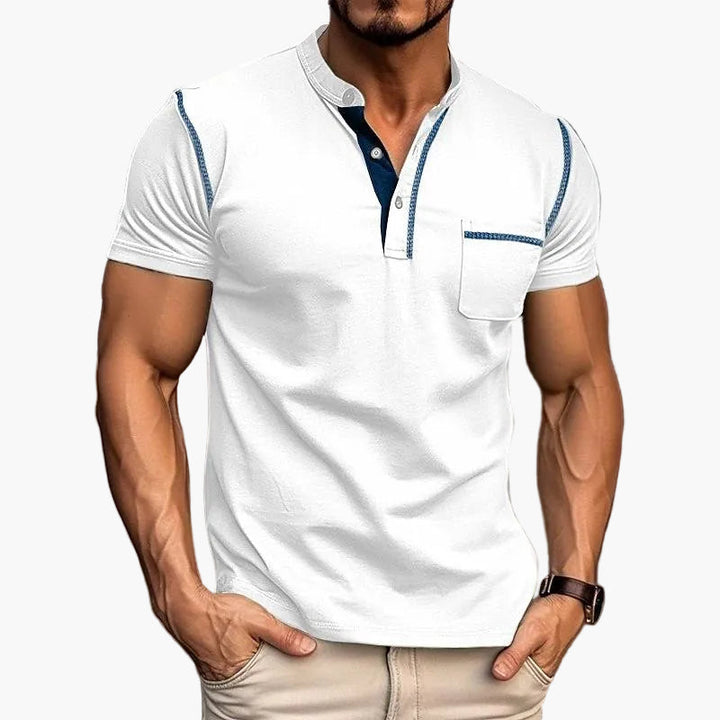 Herren Henley Shirt Kurzarm mit Regular Fit, modisch und angenehm zu tragen im Alltag.