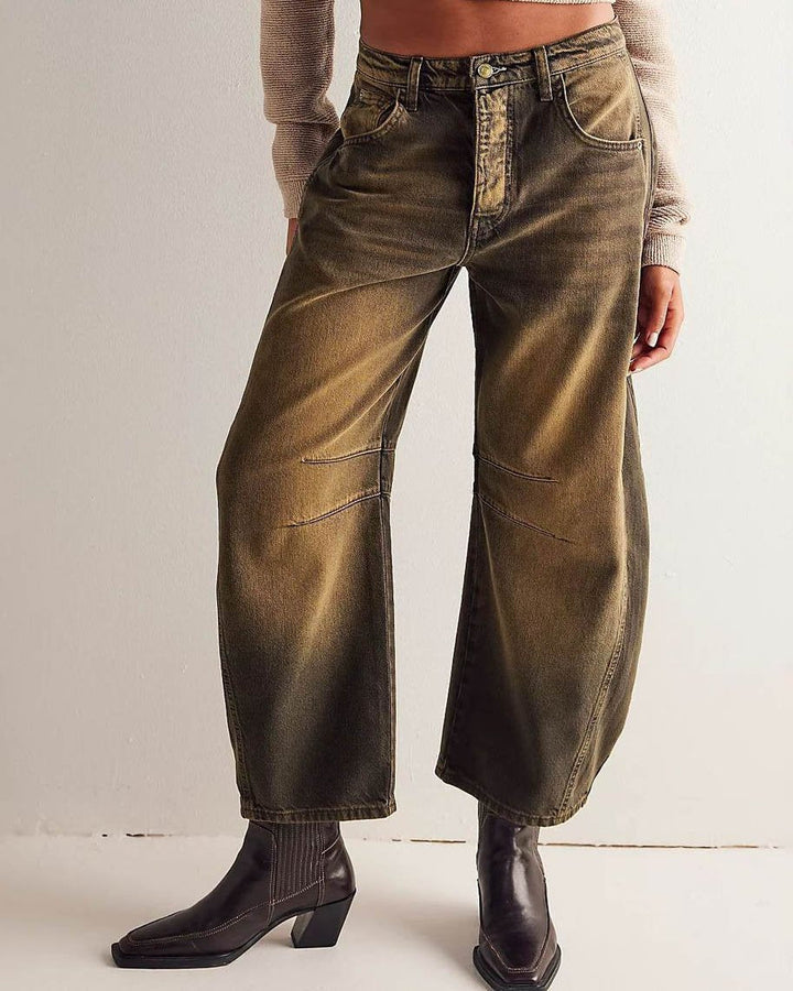 Knöchellange Damen Barrel Jeans 'Maribel', eine komfortable Freizeithose mit modischer, lässiger Passform.