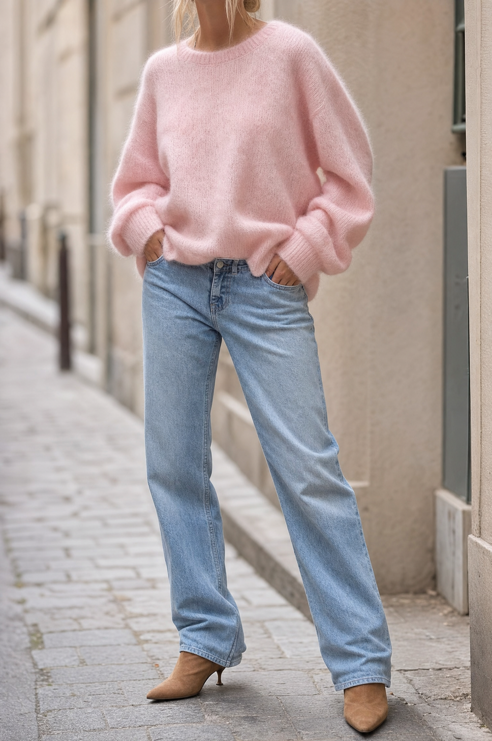 Warmer Damen Oversize-Pullover mit lockerem Schnitt, ideal für kalte Herbst- und Wintertage. Komfortable Freizeitkleidung.