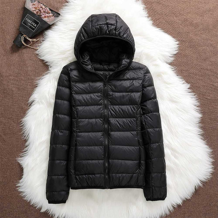 Komfortable, leichte Damenjacke für Frühling, Herbst & milde Winter. Wasserabweisend & winddicht.