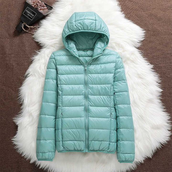Bequeme, winddichte Damen Leichtgewichtjacke; wasserabweisend. Für Frühling, Herbst & milde Winter.