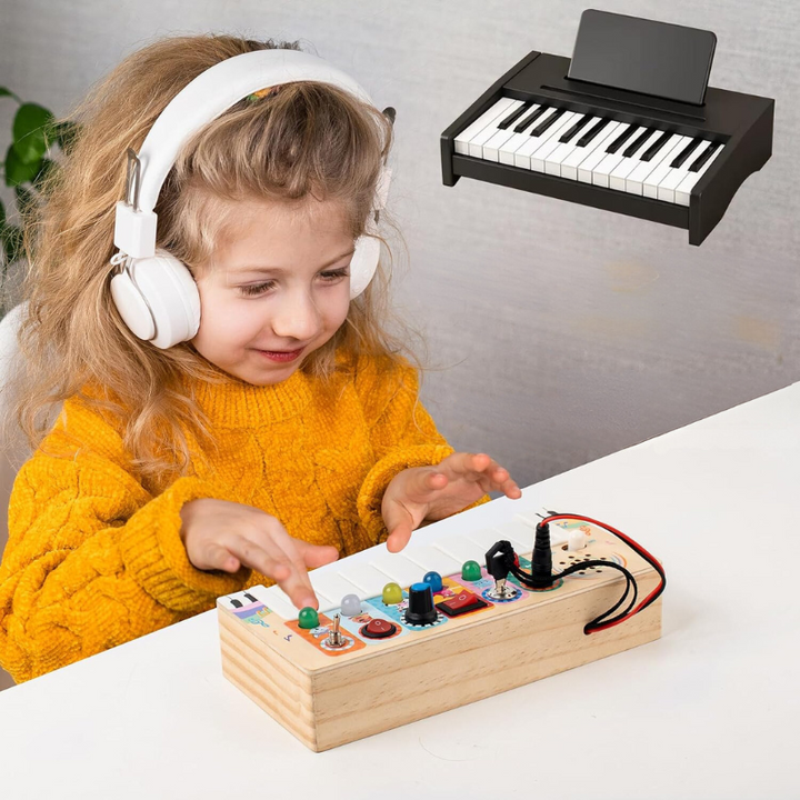 Babyfreundliches Montessori Spielset; vielfältige Formen und Texturen zur Stimulation der Sinne ab 6 Monaten.
