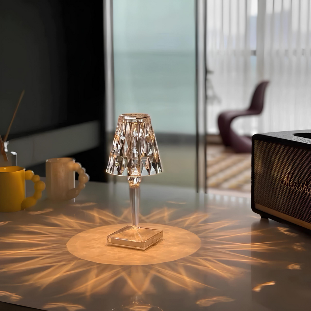 Luxuriöse Kristall-Tischlampe mit Akku & Touch-Steuerung, LED-Licht für elegantes Wohnambiente.