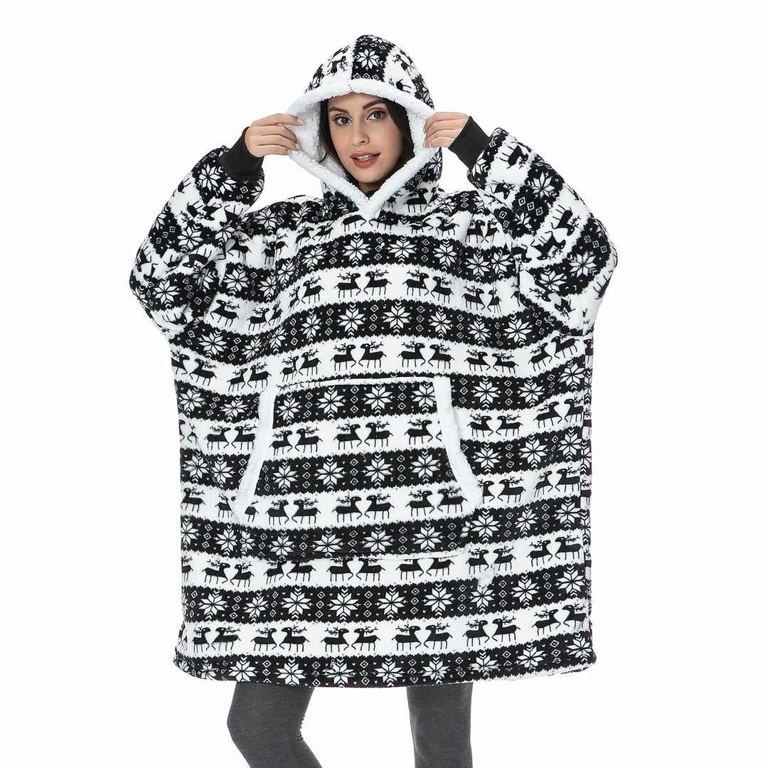 Entspannende Kuschel Decke mit Hoodie-Design, weich und gemütlich für Zuhause.