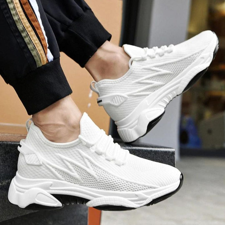 Bequeme erhöhende Herren Sneaker, ideal für Alltag und Büro, steigern Größe & Komfort.