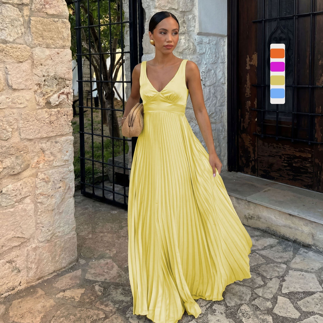 Langes, elegantes Damen Plissee Abendkleid mit V-Ausschnitt. Perfekt für festliche Anlässe und Hochzeiten.
