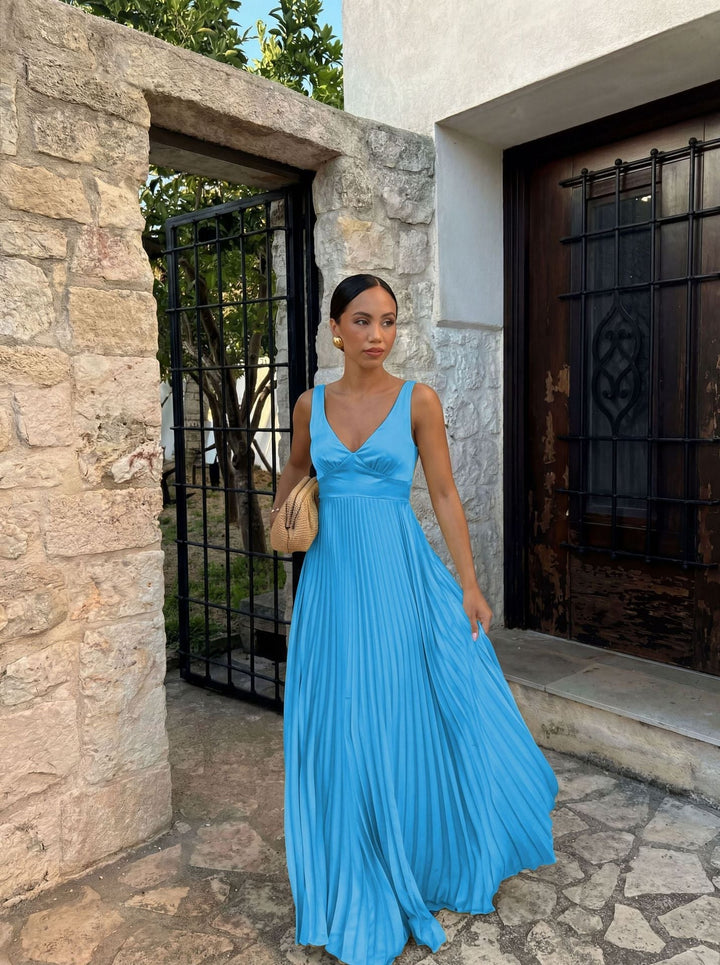 Festliches Damenkleid, lang und ärmellos, mit elegantem V-Ausschnitt und Plissee-Rock für Hochzeiten.