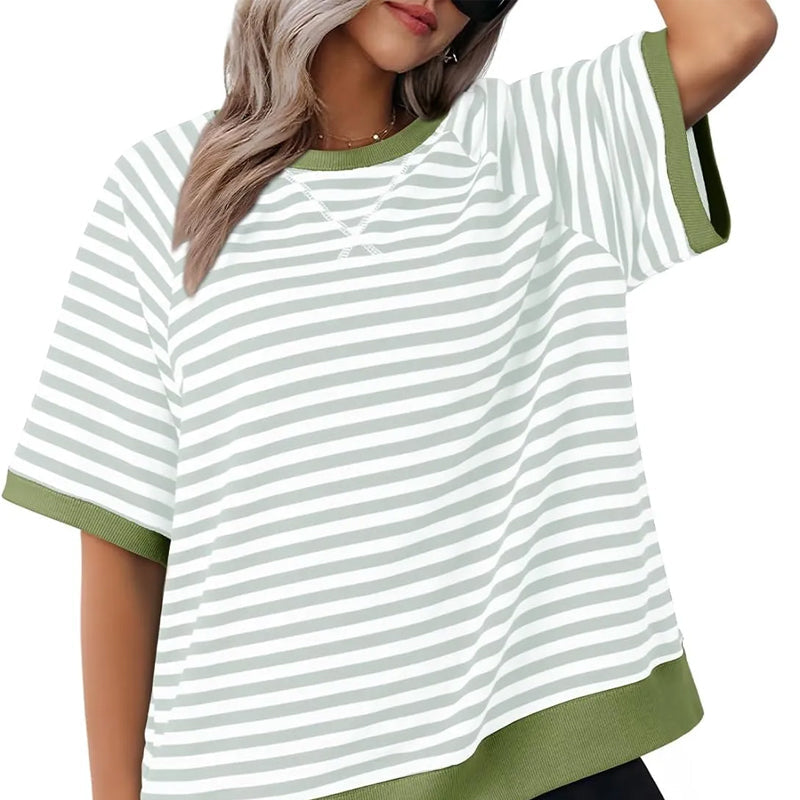 Damen T-Shirt mit feinen Streifen, Kurzarm und Rundhals, ein Must-have für jeden lässigen Sommer-Look.