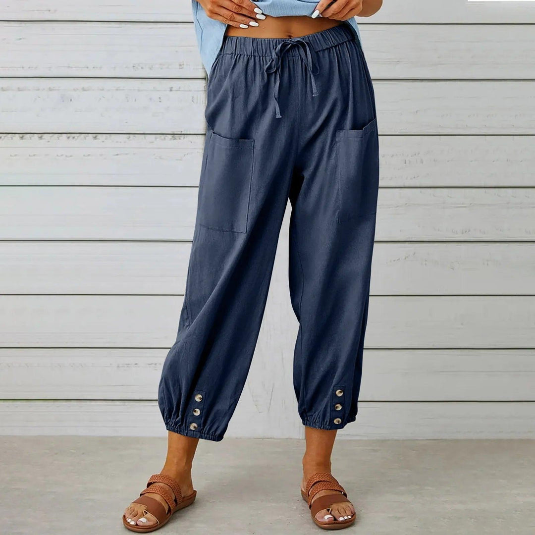 Bequeme Damen Sommerhose mit weitem Bein & Kordelzug; locker sitzend, ideal für warme Sommertage.