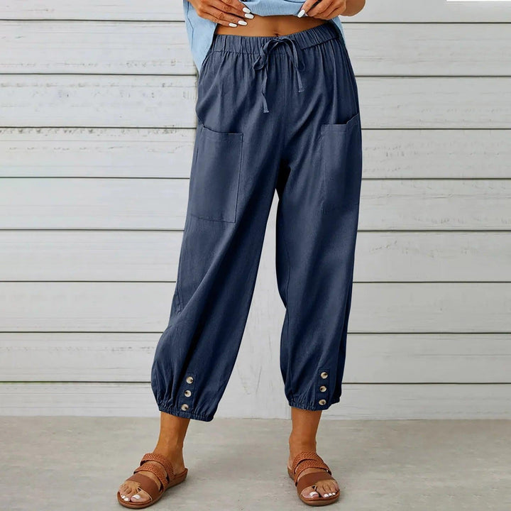 Bequeme Damen Sommerhose mit weitem Bein & Kordelzug; locker sitzend, ideal für warme Sommertage.