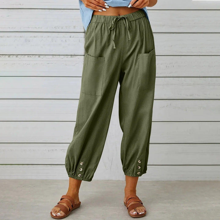 Moderne Damen Leinenhose mit weitem Schnitt & Kordelzug; stilvoll & leicht für jeden Sommeranlass.