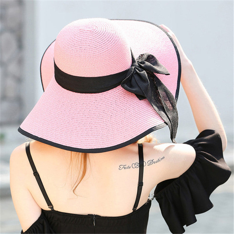Modischer Damen Sonnenhut Vivian, leicht und atmungsaktiv, mit breiter Krempe für elegantes Sommer-Outfit.
