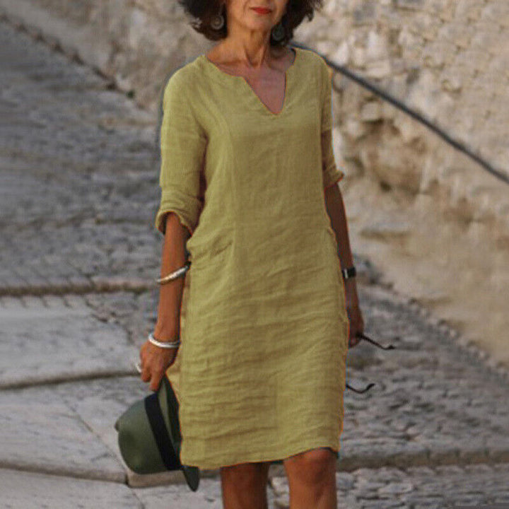 Modisches Damen Strandkleid, luftig und bequem, ideal für Urlaub & Freizeit.