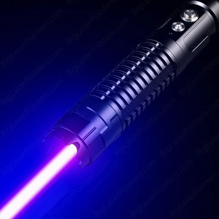 Moderne taktische Laserlampe mit hoher Leistung, perfekt für Outdoor, Wandern, Camping & Notfallvorsorge.