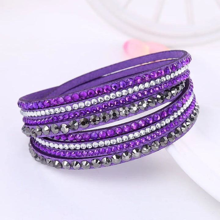 Mehrsträngiges Glitzerarmband, unisex, mit schimmernden Strasssteinen. Ideales Party Schmuck und Geschenkidee.