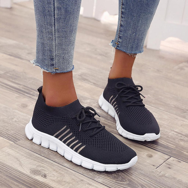 Stylische Sommerschuhe für Damen: Leichte Alltagssneaker, ideal für warme Tage.