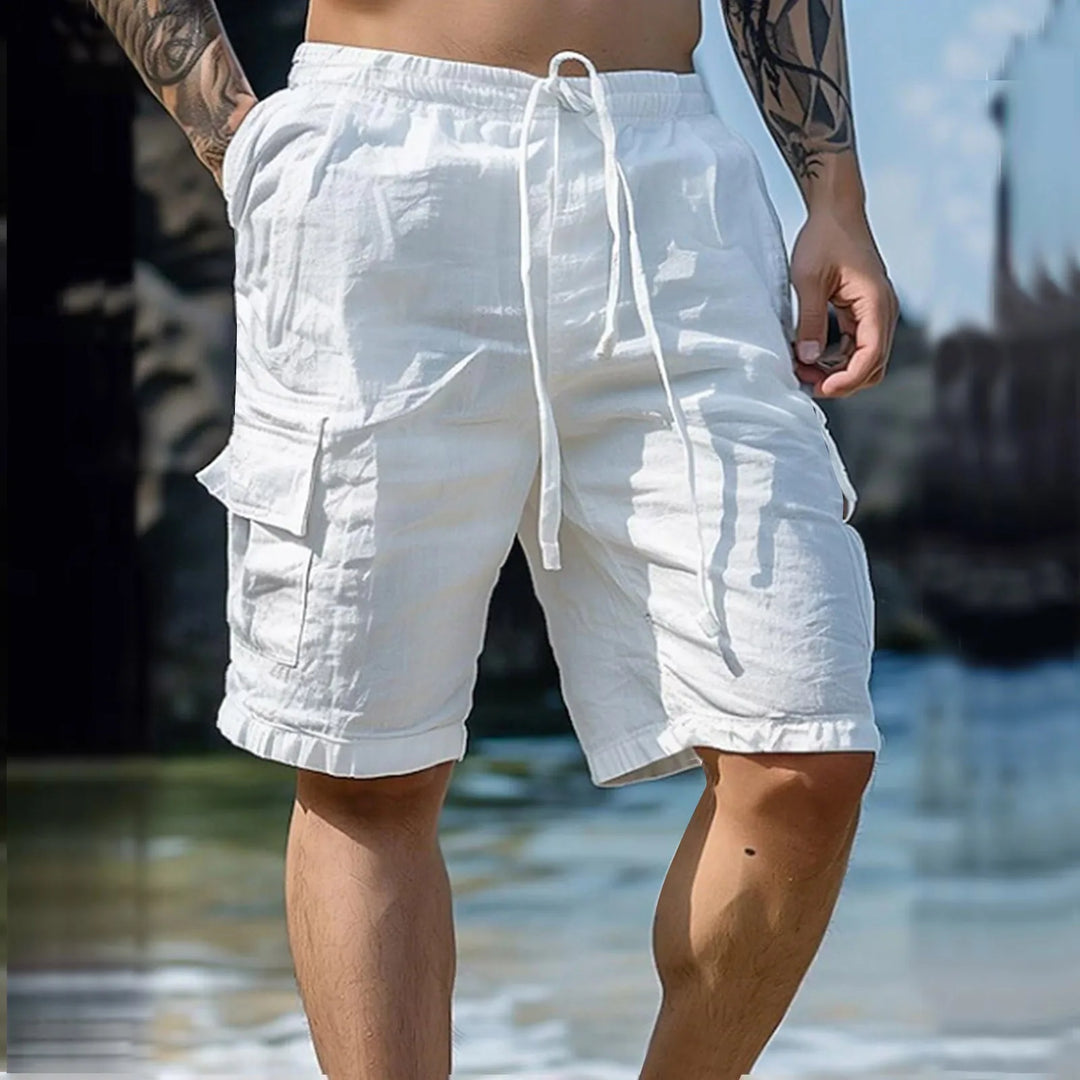 Luftige Herren Leinen-Shorts Silas mit weitem Bein und Kordelzug, ideal für Sommer und Strand.