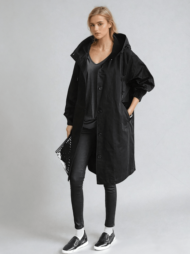 Vielseitiger Damen Trenchcoat mit Kapuze. Wasserabweisend, perfekt für Reisen & Alltag im Frühling/Herbst.