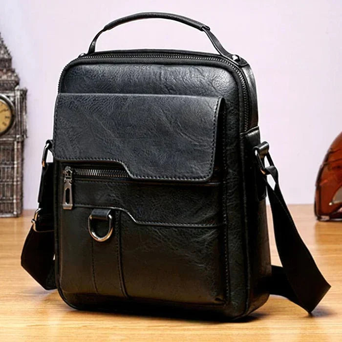 Offene Damen Schultertasche, zeigt geräumiges Interieur & Organisation für den Alltag.