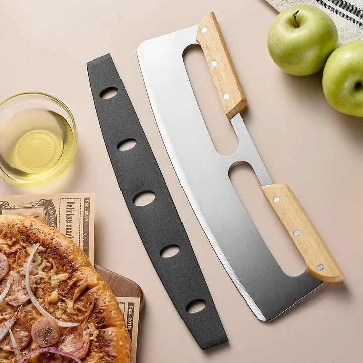Effizienter Pizzaschneider mit ergonomischem Griff und 35 cm Edelstahlklinge für präzise Schnitte bei großen Pizzen.
