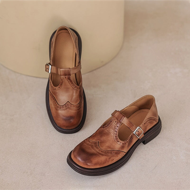 Schwarze, bequeme Damen Komfortschuhe im Mary Jane Stil. Flache Orthopädie-Schuhe.
