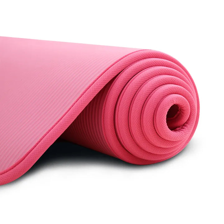 Extra dicke, rutschfeste Yogamatte, perfekt für intensives Yoga- & Fitnesstraining mit hohem Komfort.