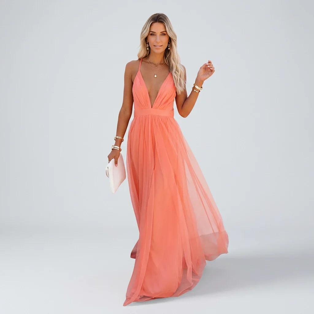 Damen Maxikleid in Orange mit V-Ausschnitt und rückenfreiem Design, ideal als elegantes Hochzeitsgastkleid.