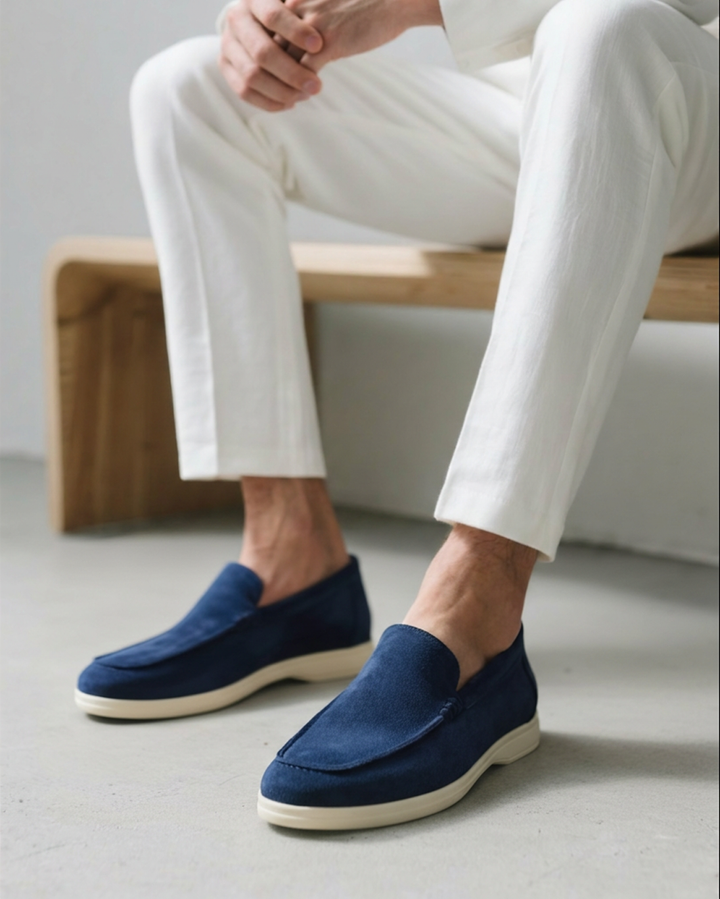 Elegante Unisex-Loafer in verschiedenen Farben, mit typischer Steppung.
