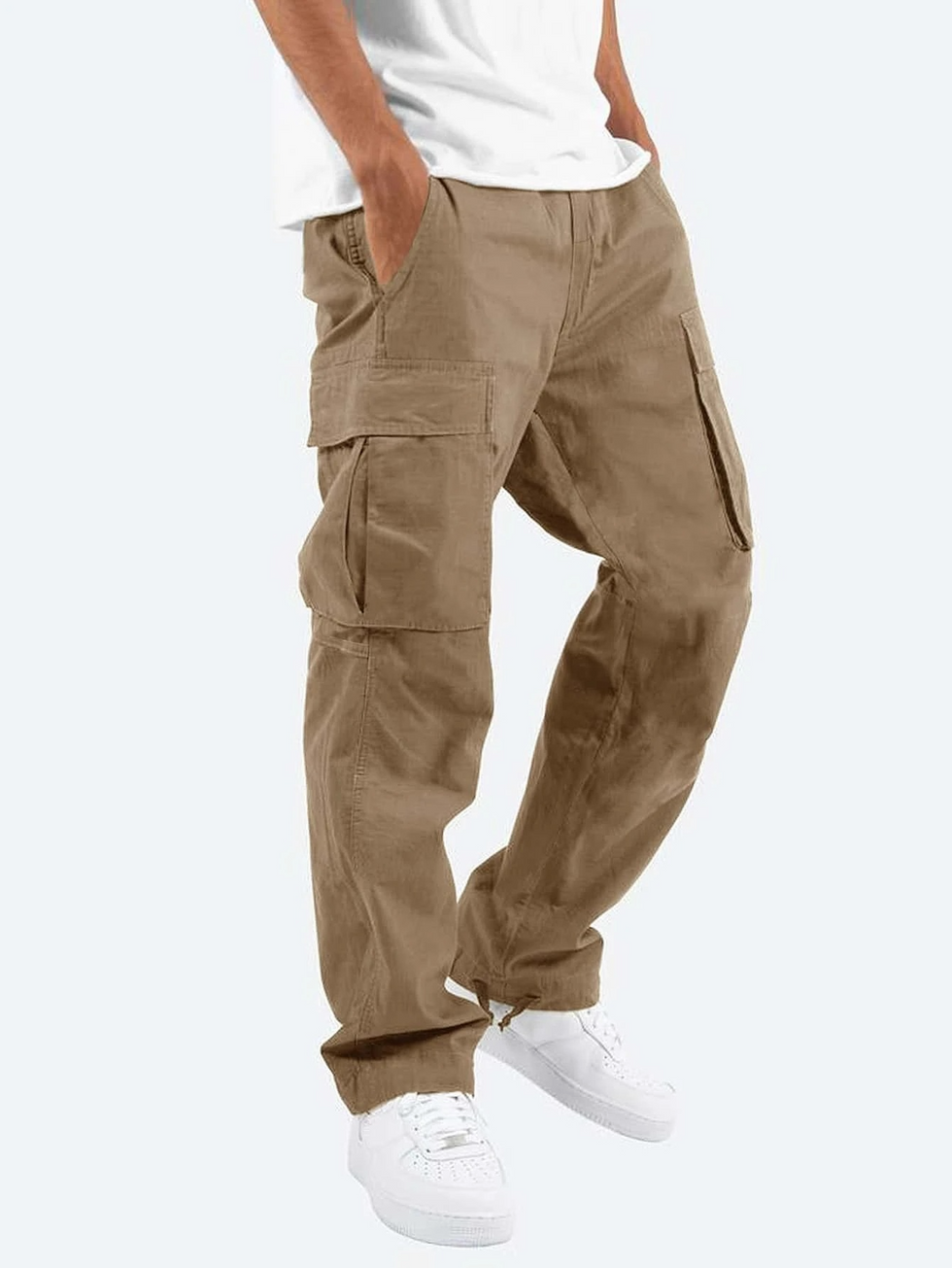 Moderne Herren Cargo-Hose im lässigen Style, vielseitig kombinierbar. Bequeme Alltagshose für Männer mit Stil.