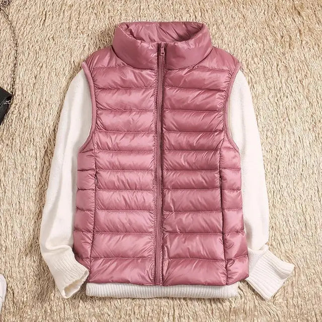 Bequeme, leichte Damen Steppweste, warm & figurbetont. Perfekt für Outdoor, Freizeit und als stilvolle Übergangsjacke.