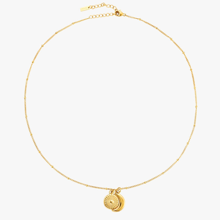 Damen Edelstahl Halskette in Gold mit Sonne-Mond-Anhänger, wasserfest & langlebig.