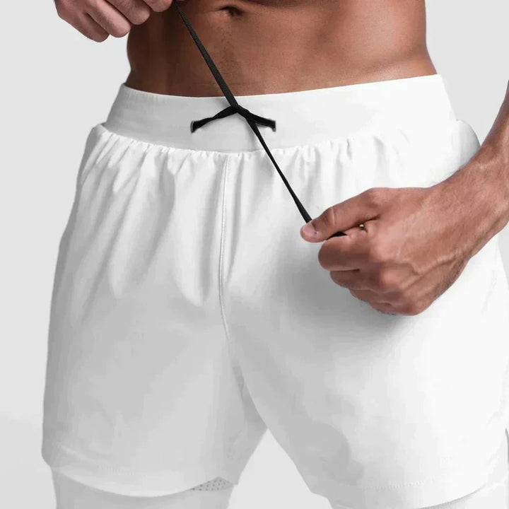Leichte Herren Laufshorts, schnelltrocknend & komfortabel, für Sport, Jogging und aktive Freizeit.