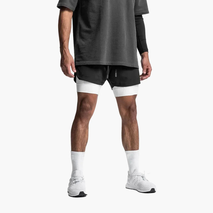 Vielseitige Herren Sportshorts, bequem & atmungsaktiv, die perfekte kurze Hose für Fitness & Freizeit.