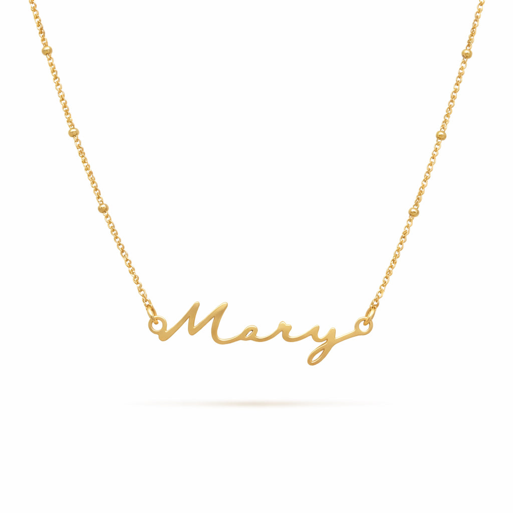 Edle personalisierte Namenskette für Damen aus Edelstahl, das perfekte individualisierte Schmuck-Geschenk.