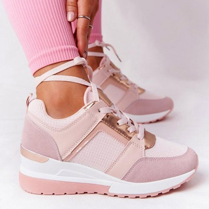 Trendiger Damensneaker für einen sportlich-eleganten Look. Stylische Alltagsschuhe für modebewusste Damen.