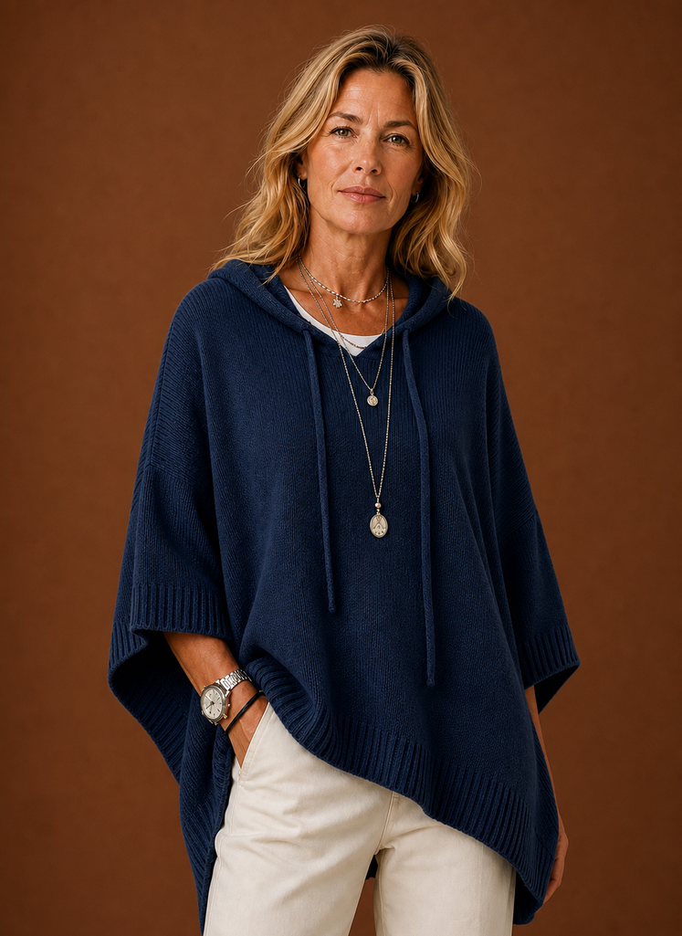 Bequemer, lockerer Damen Hoodie, ideal für Freizeit und entspannte Wintertage, in Unifarben.