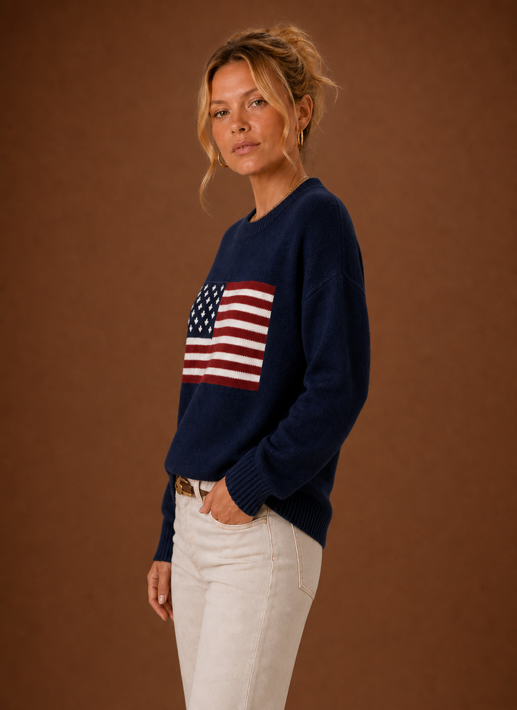 Stylischer Damen Langarm-Pullover mit Rundhalsausschnitt und trendigem Flaggen-Strick.