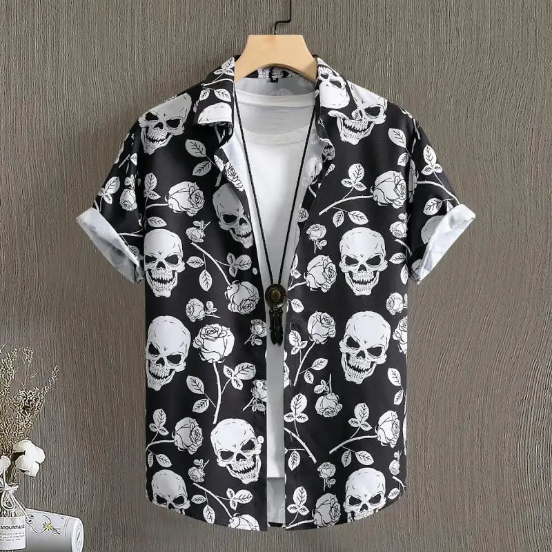 Kurzarm-Herrenhemd mit vielseitigem Boho-Muster, perfekt für warme Tage.