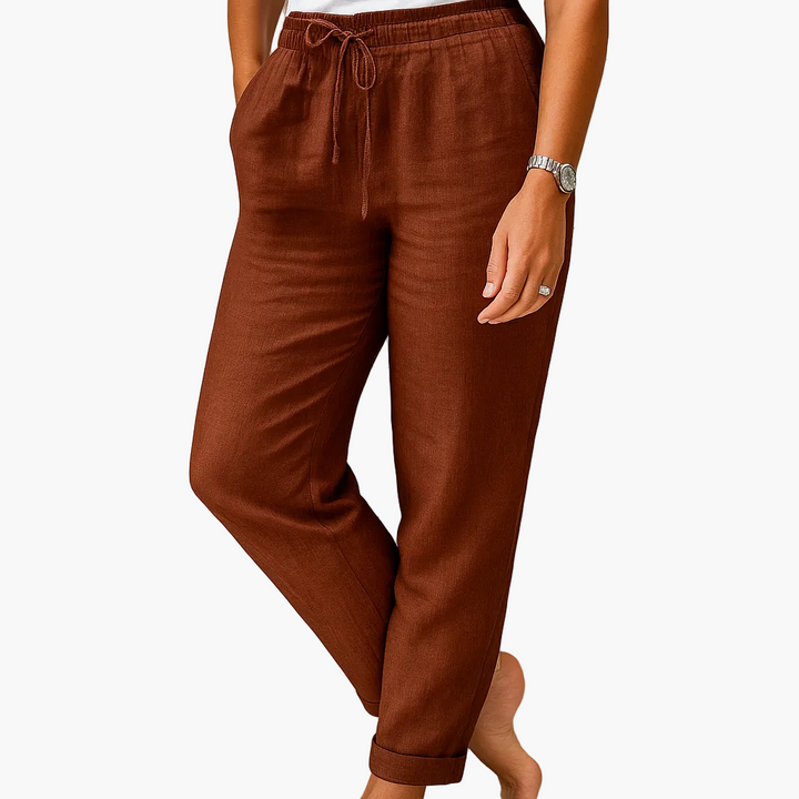 Bequeme Damenhose mit Kordelzug, perfekt kombinierbar für lässige Sommer-Outfits oder als komfortable Urlaubshose.