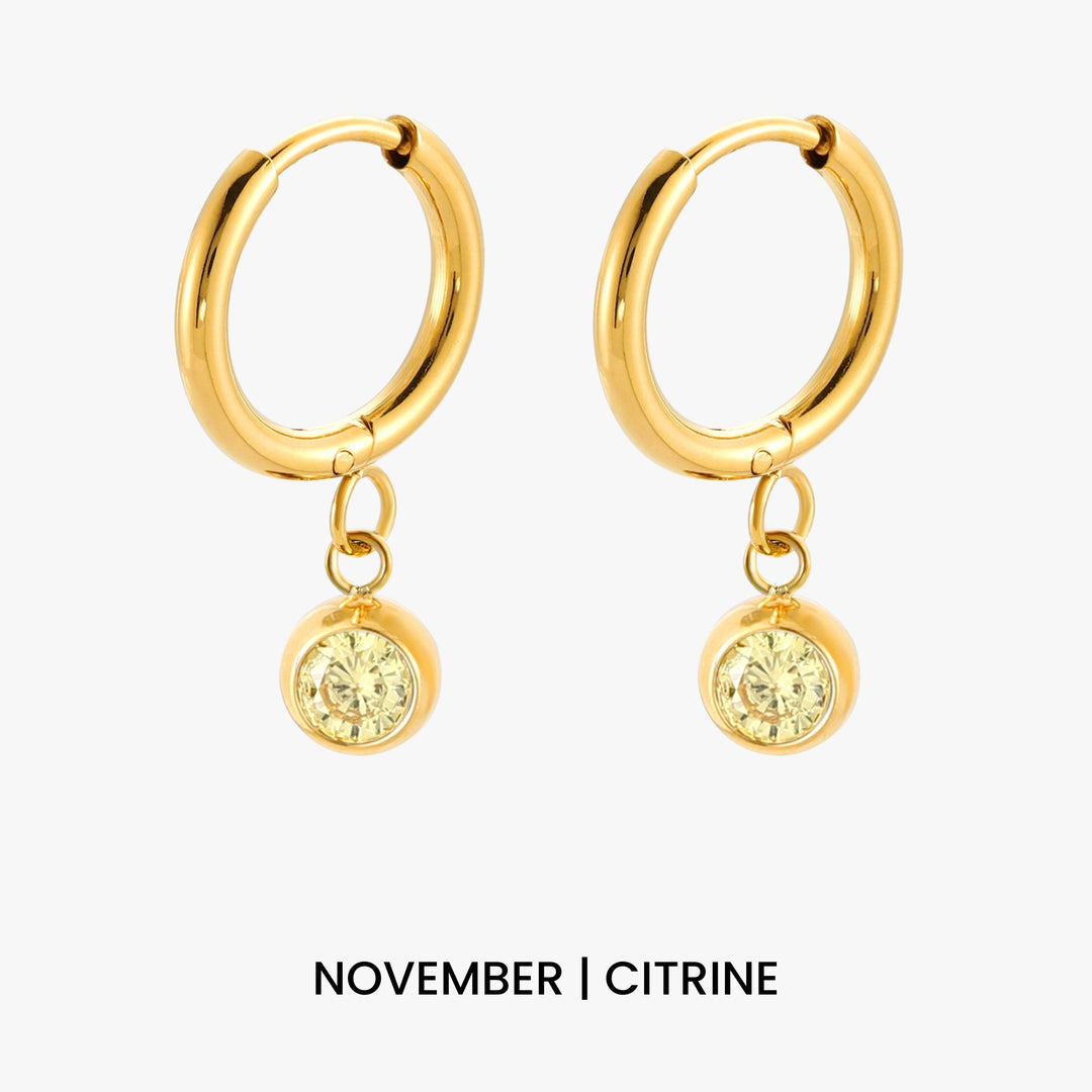 Personalisierte Damen Creolen Gold mit Geburtsstein. Zirkonia, wasserdicht & aus Edelstahl.