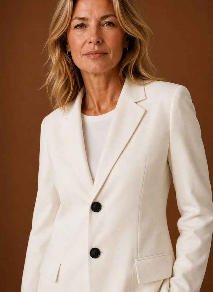 Hochwertiger Damen Büro-Blazer, Longline-Schnitt, elegant und komfortabel.
